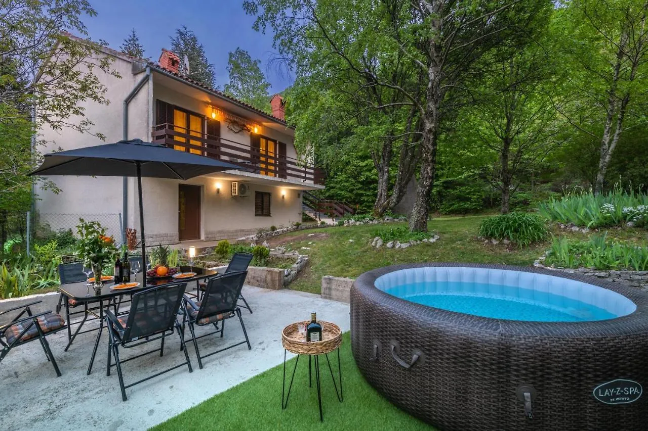 Mountain House Emerald Dream Vela Ucka 0*,  Croatia